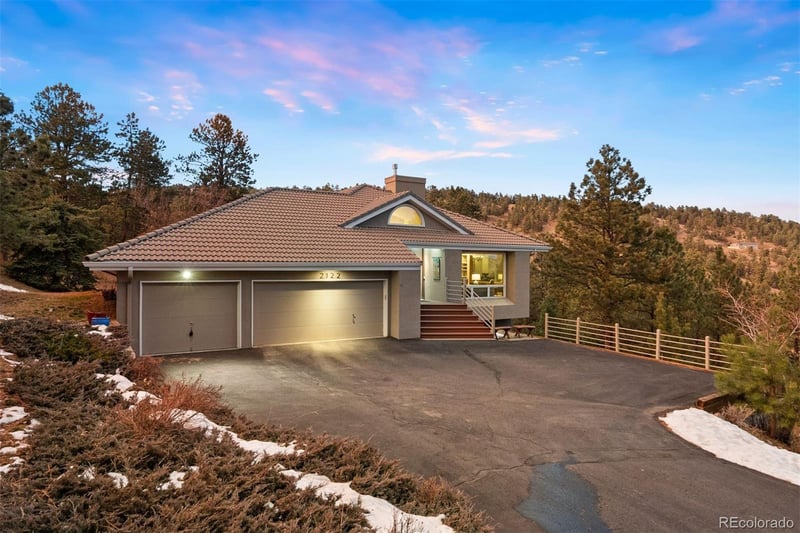 2122 Montane Dr, Golden, CO 80401