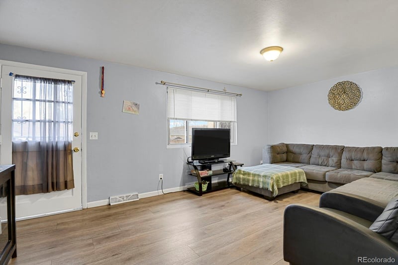 233 S Decatur St, Denver, CO 80219