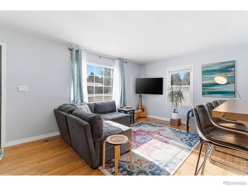 2431 Mountain View Dr, Loveland, CO 80538