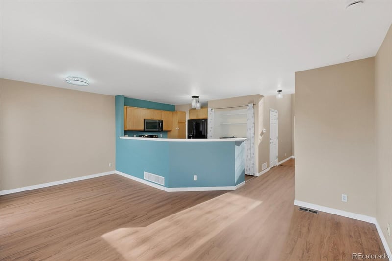 2285 103rd Pl, Thornton, CO 80229