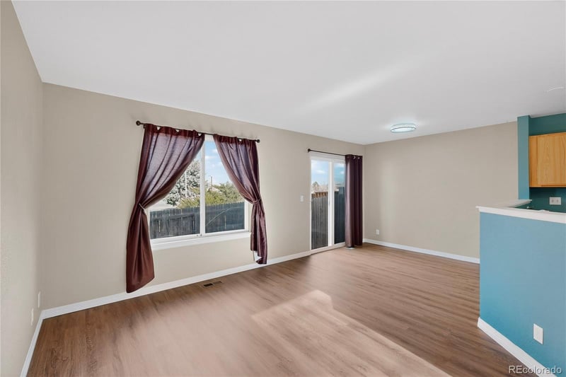 2285 103rd Pl, Thornton, CO 80229