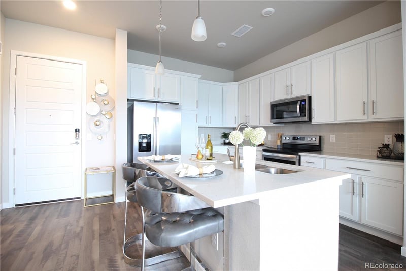 420 E Fremont Pl #408, Littleton, CO 80122