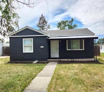 1273 Newark St, Aurora, CO 80010