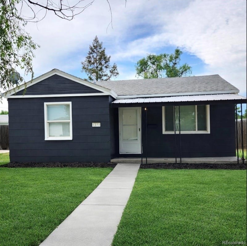 1273 Newark St, Aurora, CO 80010