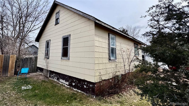 566 Bent Ave, Akron, CO 80720