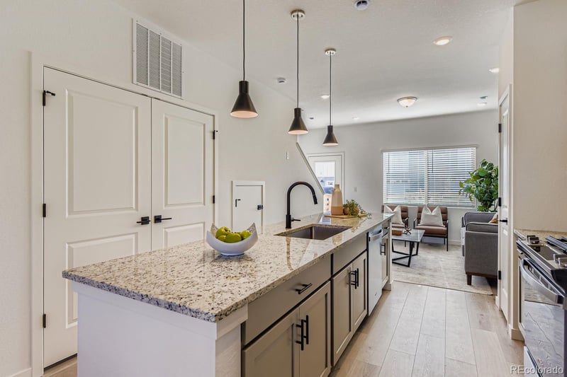 15345 69th Dr, Arvada, CO 80007