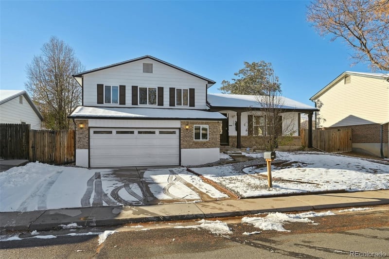 1583 Dearborn St, Aurora, CO 80012