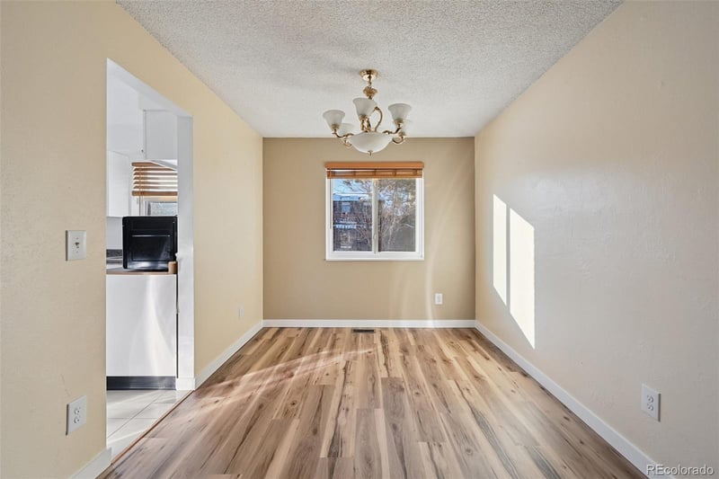 1583 Dearborn St, Aurora, CO 80012