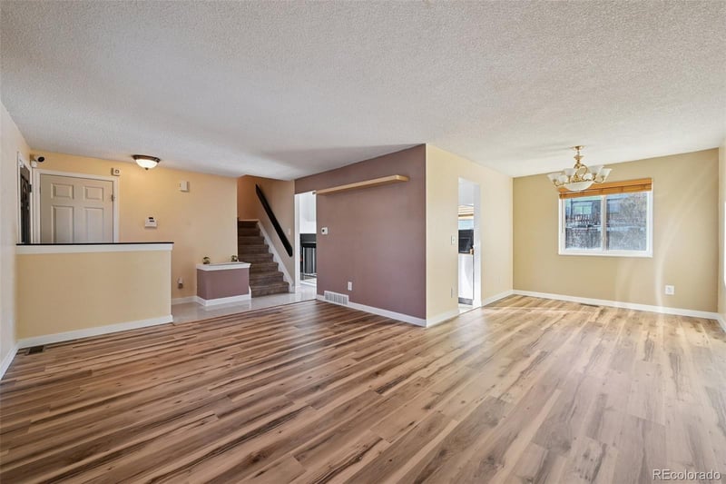 1583 Dearborn St, Aurora, CO 80012