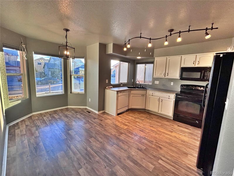 6750 Pinedrops Cir, Fountain, CO 80817