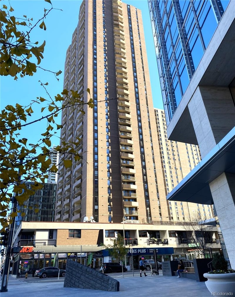 1020 15th St #33B, Denver, CO 80202