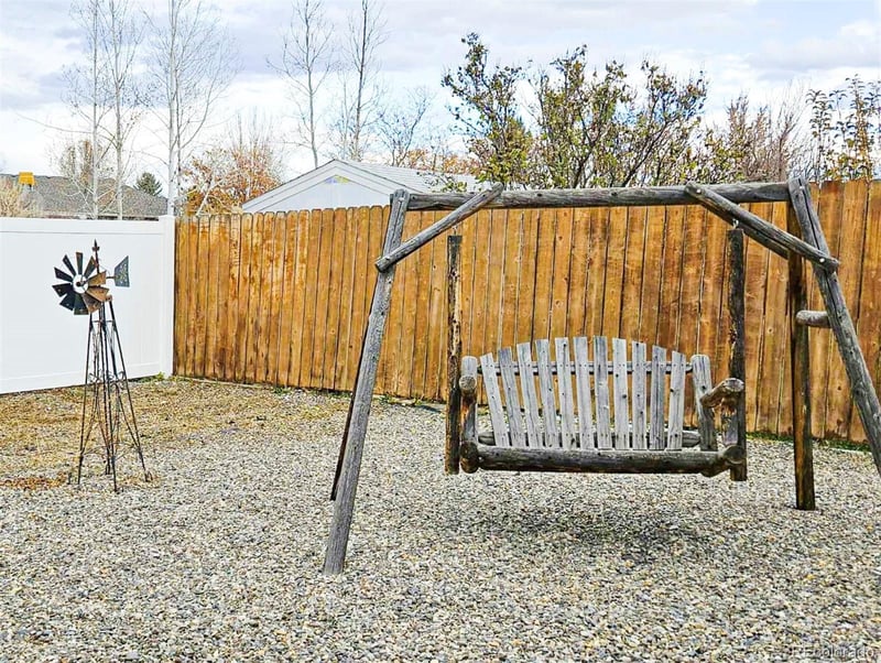 2745 Country Club Way, Montrose, CO 81401
