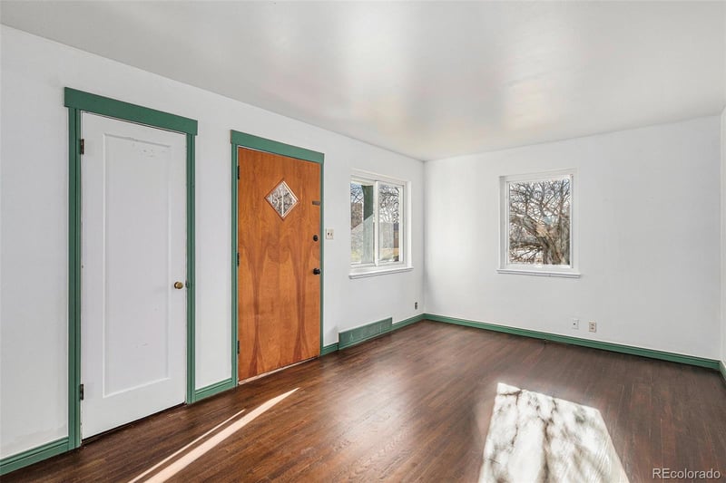 1825 Vallejo St, Denver, CO 80223