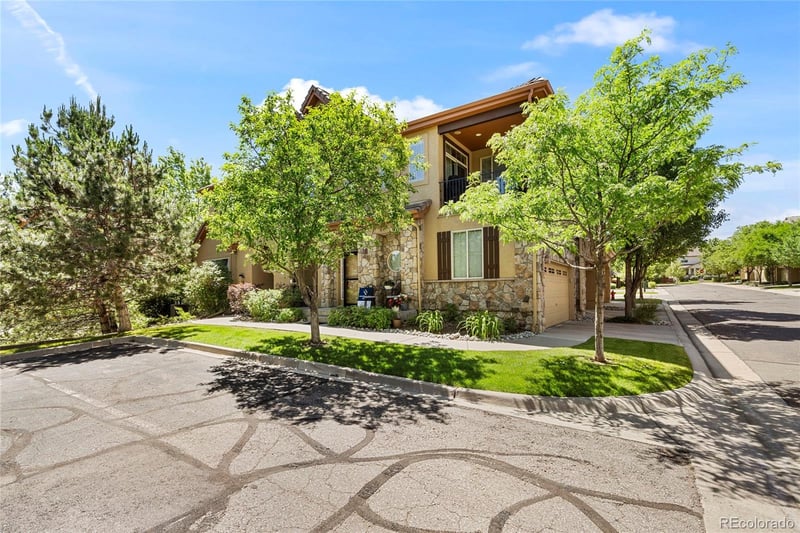 10064 Bluffmont Ct, Lone Tree, CO 80124