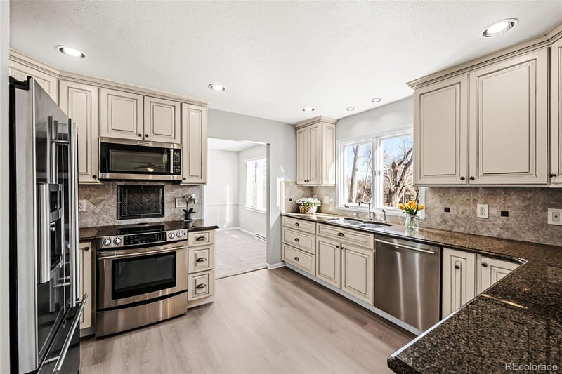 5386 Fir Ave, Erie, CO 80516