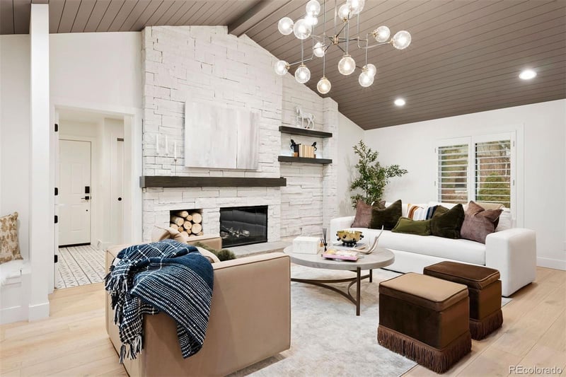 1 Club Ln, Littleton, CO 80123