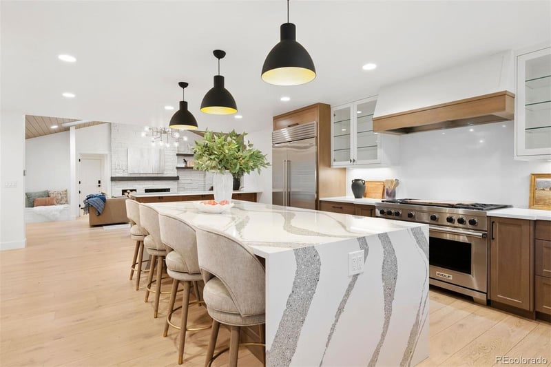 1 Club Ln, Littleton, CO 80123