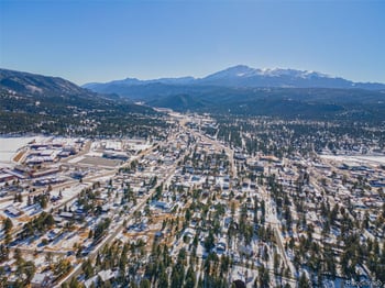 315 Gunnison Ave, Woodland Park, CO 80863