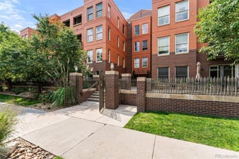 1631 N Emerson St #207, Denver, CO 80218