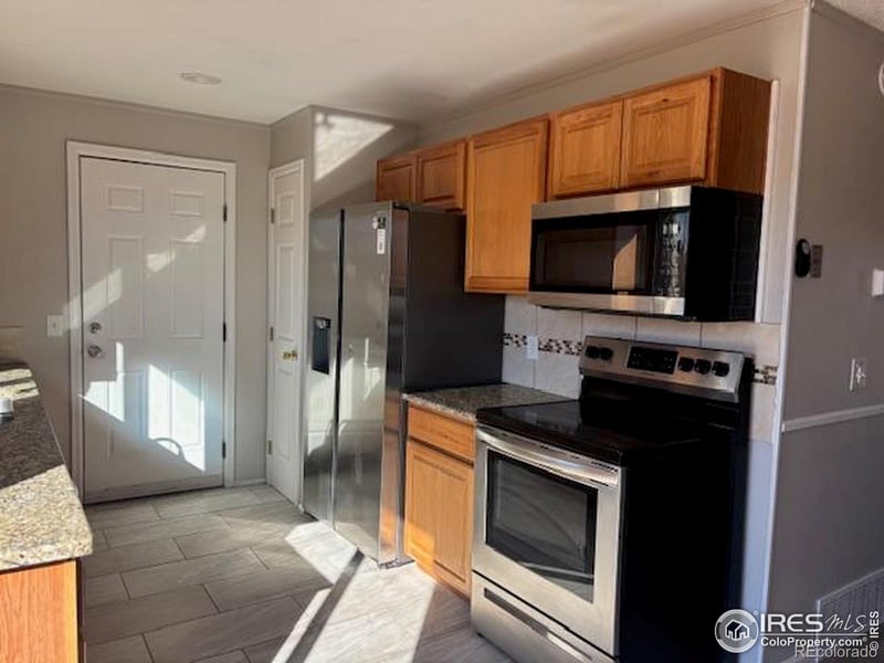 5241 111th Ct, Thornton, CO 80233