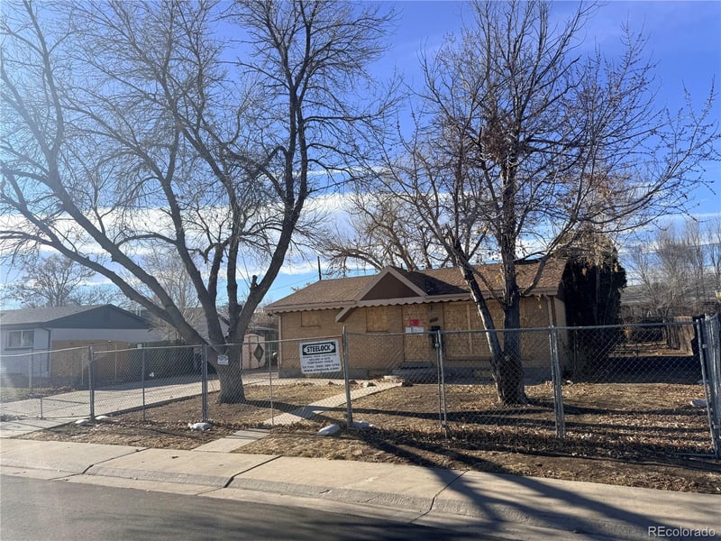 9111 Monroe St, Thornton, CO 80229