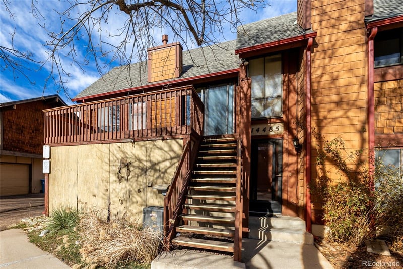 14483 Arizona Ave, Aurora, CO 80012