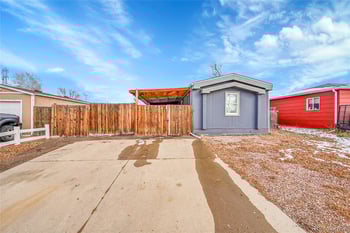 204 Zante St, Lochbuie, CO 80603