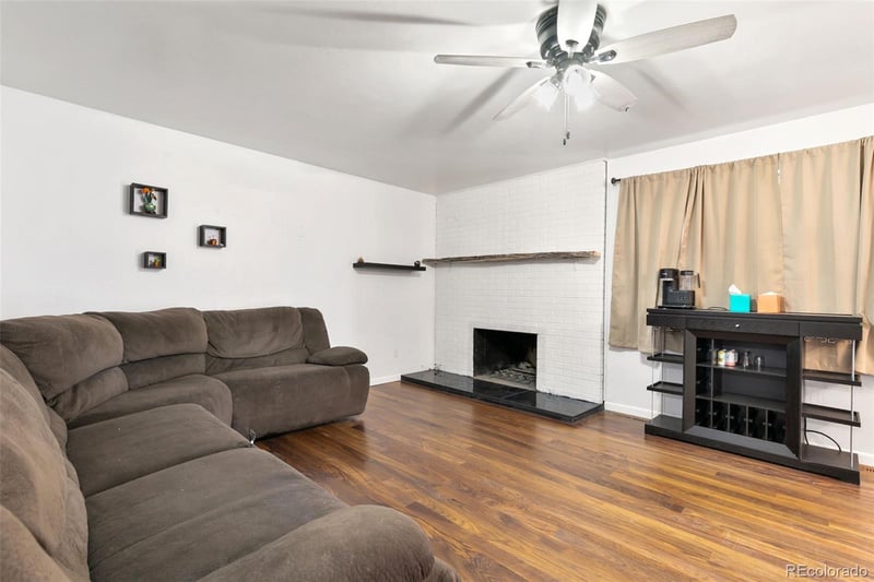 1018 Murray Blvd, Colorado Springs, CO 80915