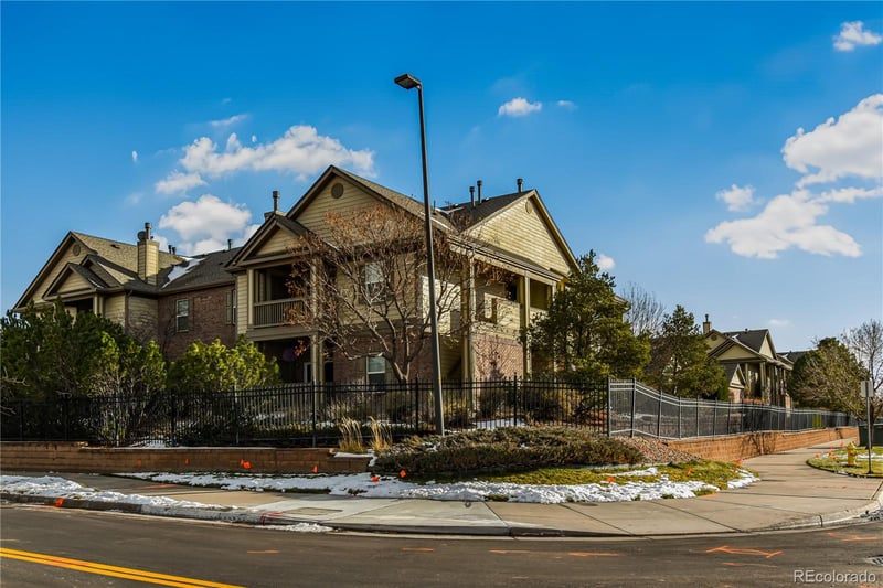 23306 5th Pl, Aurora, CO 80018