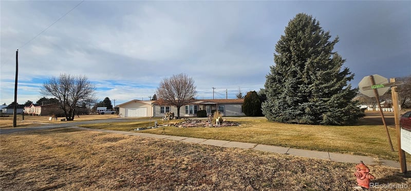 401 Iowa Ave, Seibert, CO 80834