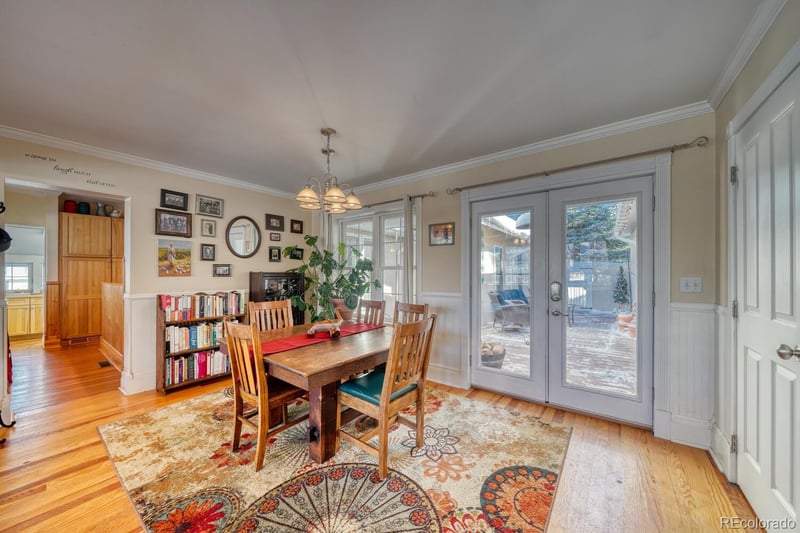 202 S 4th St, Westcliffe, CO 81252