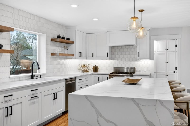 2707 Jamison Ave, Centennial, CO 80122