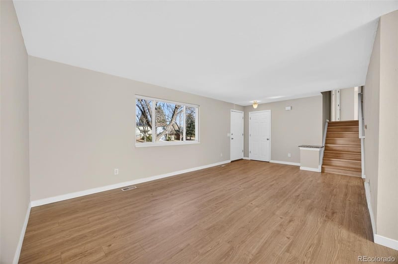 1541 Fairplay Way, Aurora, CO 80012