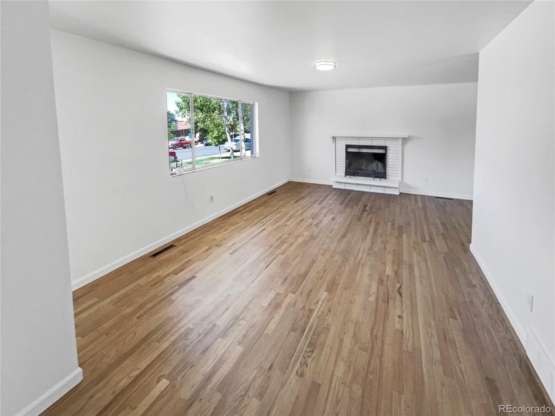 622 Dawson St, Aurora, CO 80011