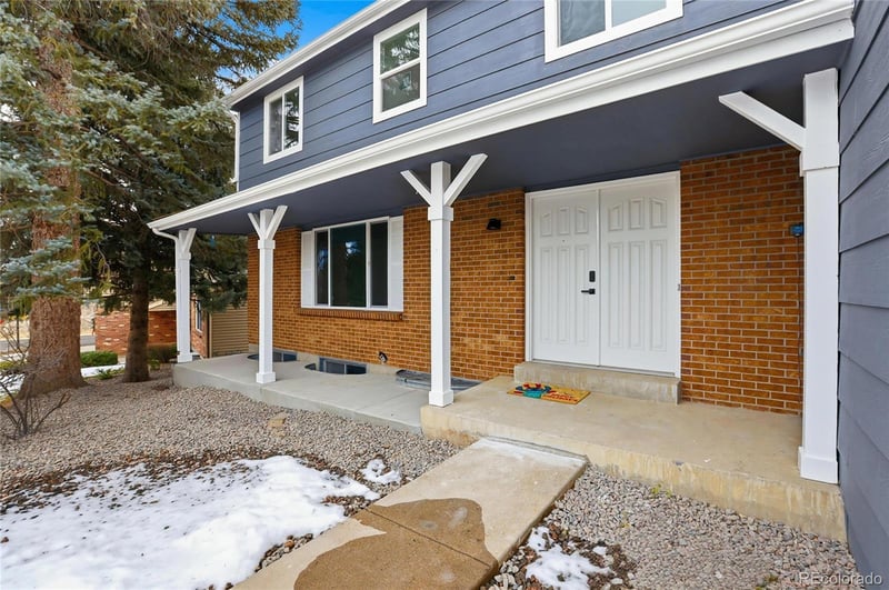 1056 Nichols Ave, Centennial, CO 80122