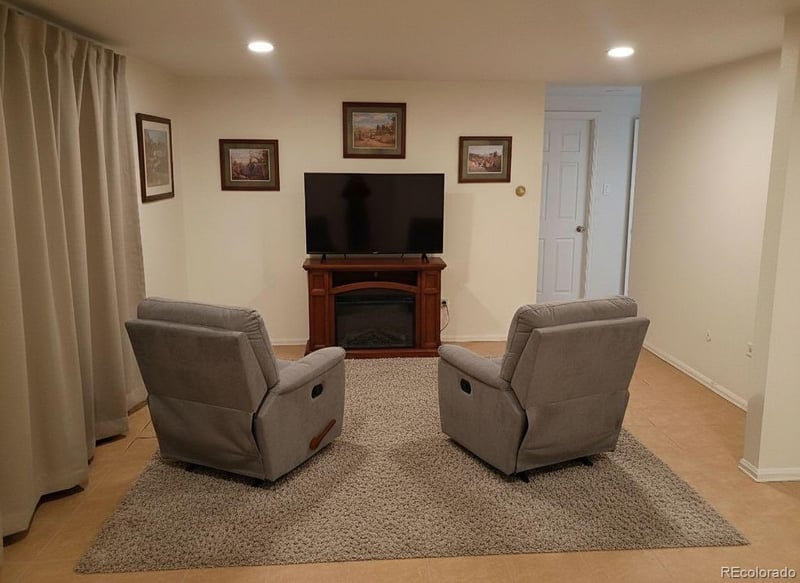 1525 Holly St #101, Denver, CO 80222