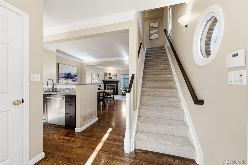 944 Ivanhoe St, Denver, CO 80220