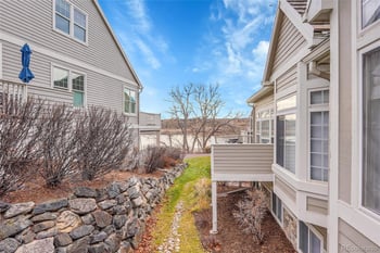 8292 Peninsula Dr, Littleton, CO 80120