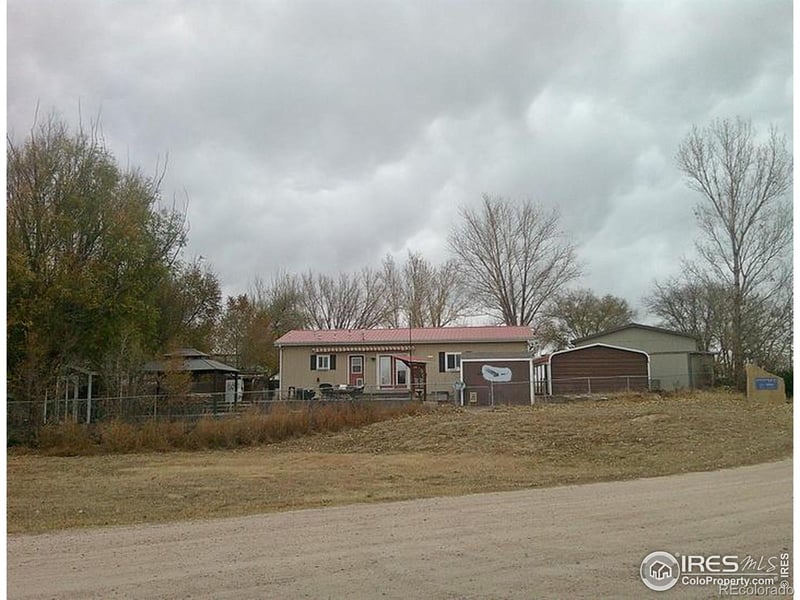 77 Chippewa Cir, Weldona, CO 80653