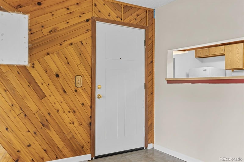 921 Walden St #108, Aurora, CO 80017