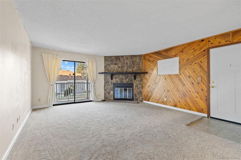 921 Walden St #108, Aurora, CO 80017