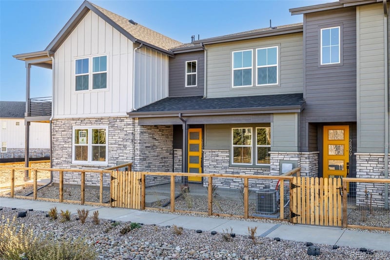 2909 103rd Dr, Thornton, CO 80229