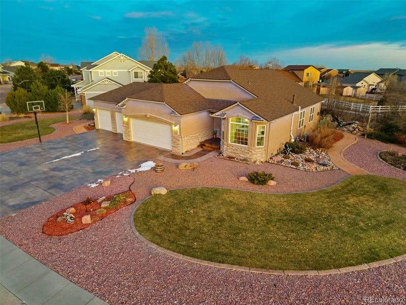 9015 Oakmont Rd, Peyton, CO 80831