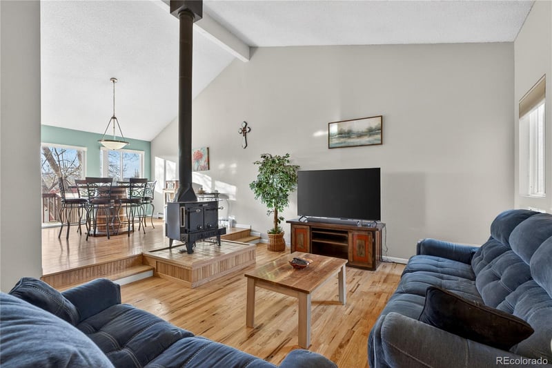 6991 Bryant St, Littleton, CO 80120