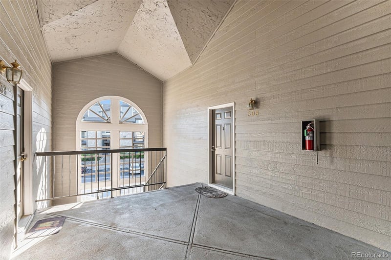 2575 Syracuse Way #M307, Denver, CO 80231