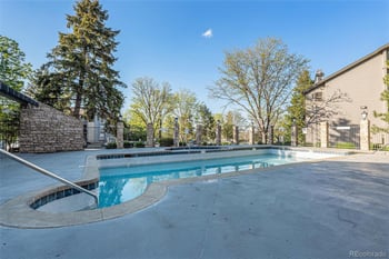 2575 Syracuse Way #M307, Denver, CO 80231