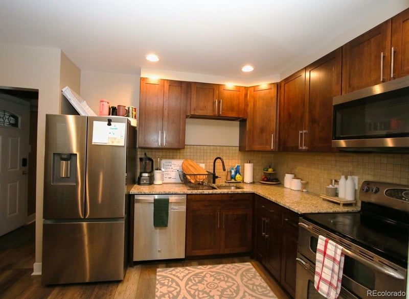 150 Pierce St, Lakewood, CO 80226