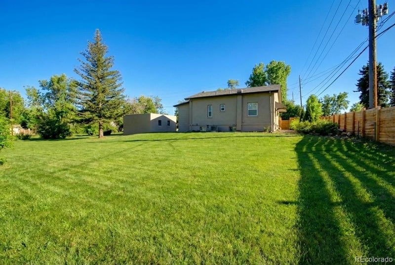 150 Pierce St, Lakewood, CO 80226