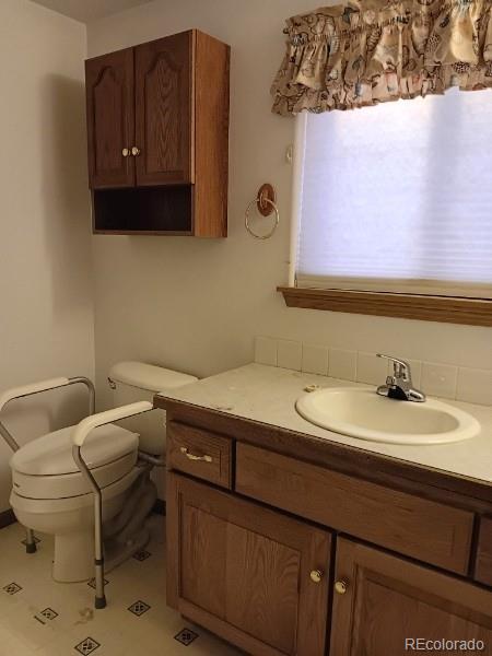 2431 S County Road 193, Byers, CO 80103