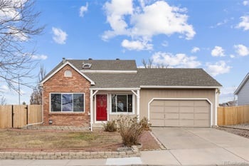 19301 Florida Pl, Aurora, CO 80017